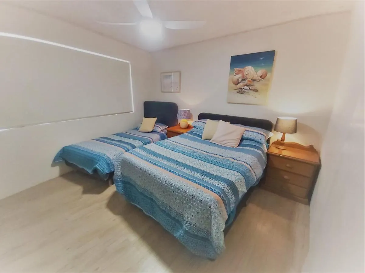 Daire Moondara Unit 2 21 Bulcock Beach Esplanade Bulcock Beach Caloundra Avustralya